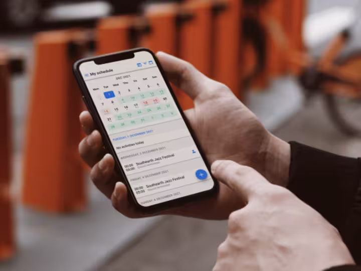 Мобильное приложение Shift Box CRM — 4.8/5 на основе 200+ отзывов в индустрии проката